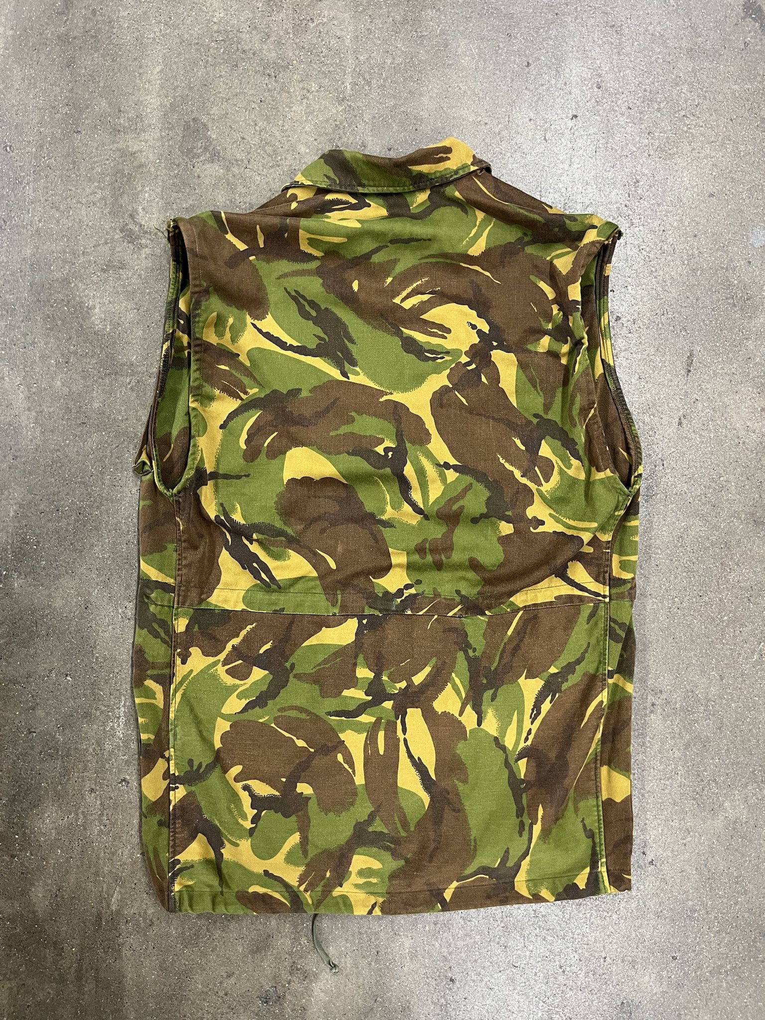 Vintage 2000's British DPM Camo Combat Smock Vest Size US M / EU 48-50 / 2 - 3 Thumbnail