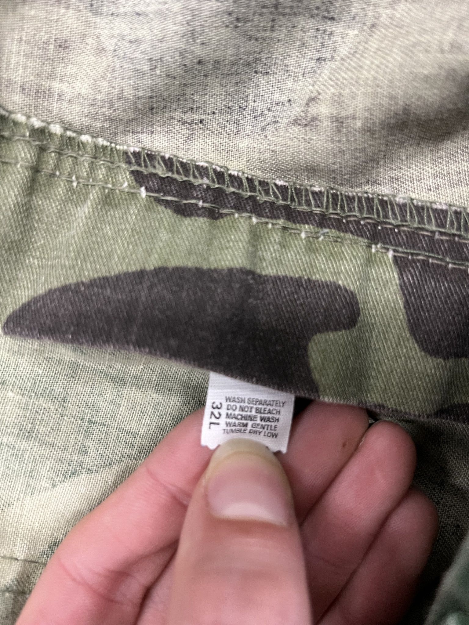 Vintage 2000's Camo Fatigue Bush Pocket Size US 30 / EU 46 - 2 Thumbnail