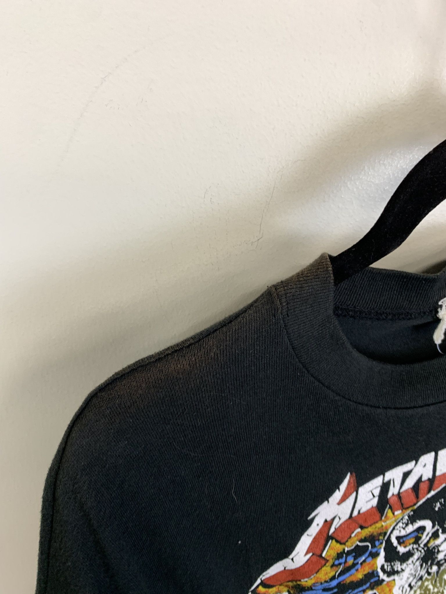 Vintage Vintage 1980s Metallica Rest In Peace Rare Singlestitch Tee Size M Size US M / EU 48-50 / 2 - 2 Thumbnail