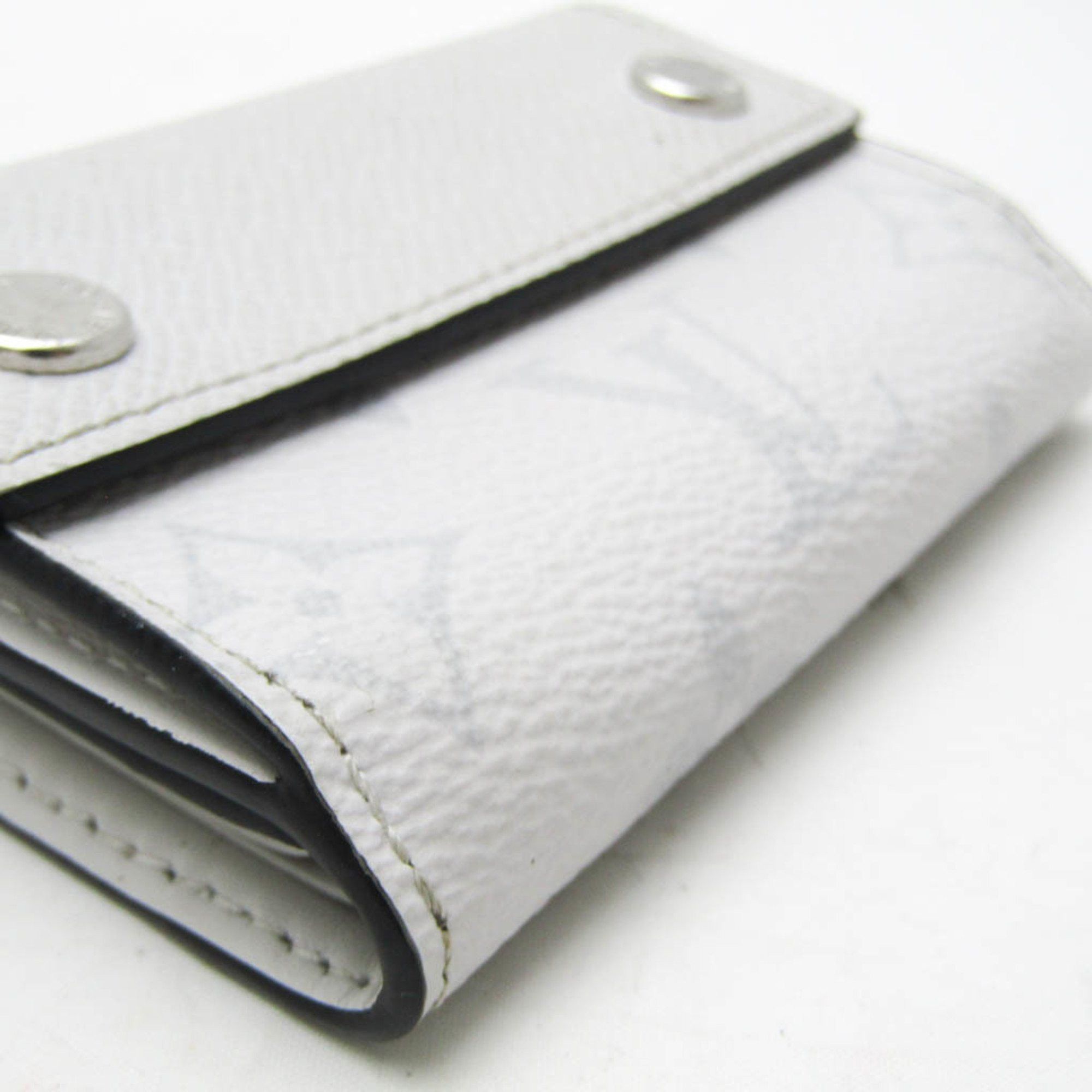 Louis Vuitton Louis Vuitton Taiga Llama Discovery Compact Wallet M67621 Men's Taiga Leather,Monogram Wallet (tri-fold) Blanc Size ONE SIZE - 6 Thumbnail