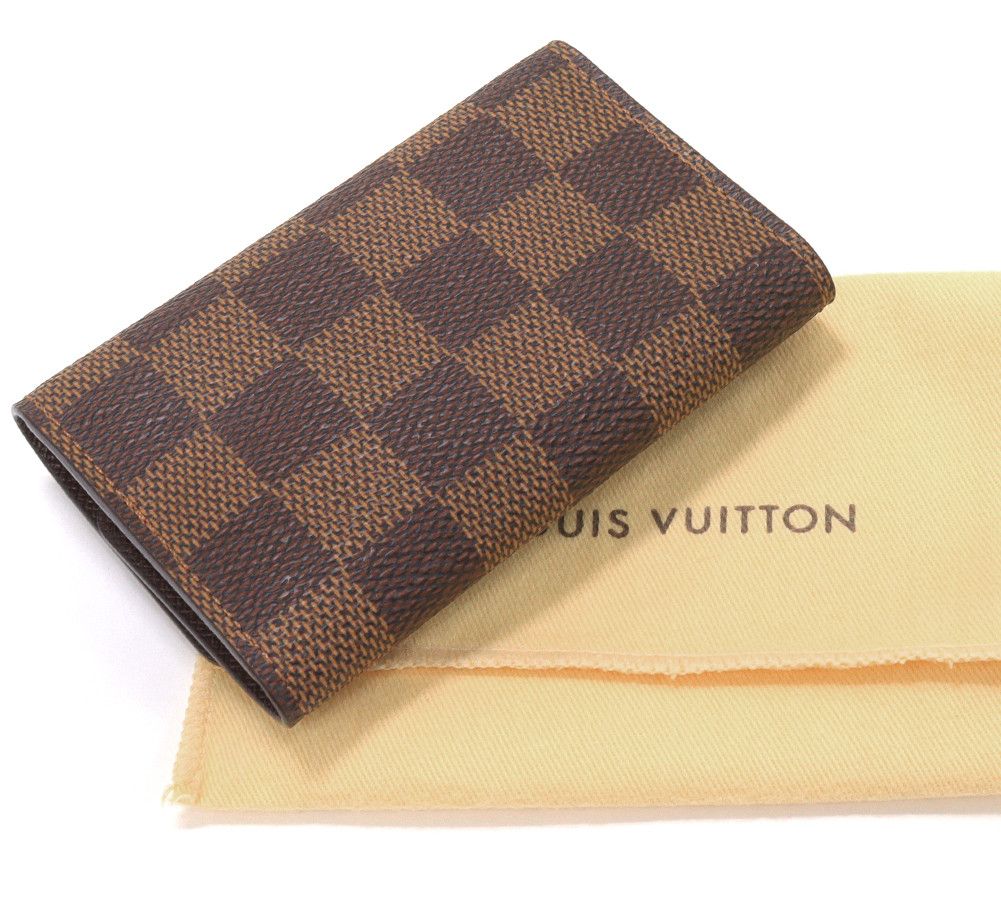 Louis Vuitton Louis Vuitton Louis Vuitton Damier Canvas 6 Key Holder N62630 Canvas Key Holder N62630 in Pristine Condition Size ONE SIZE - 2 Thumbnail