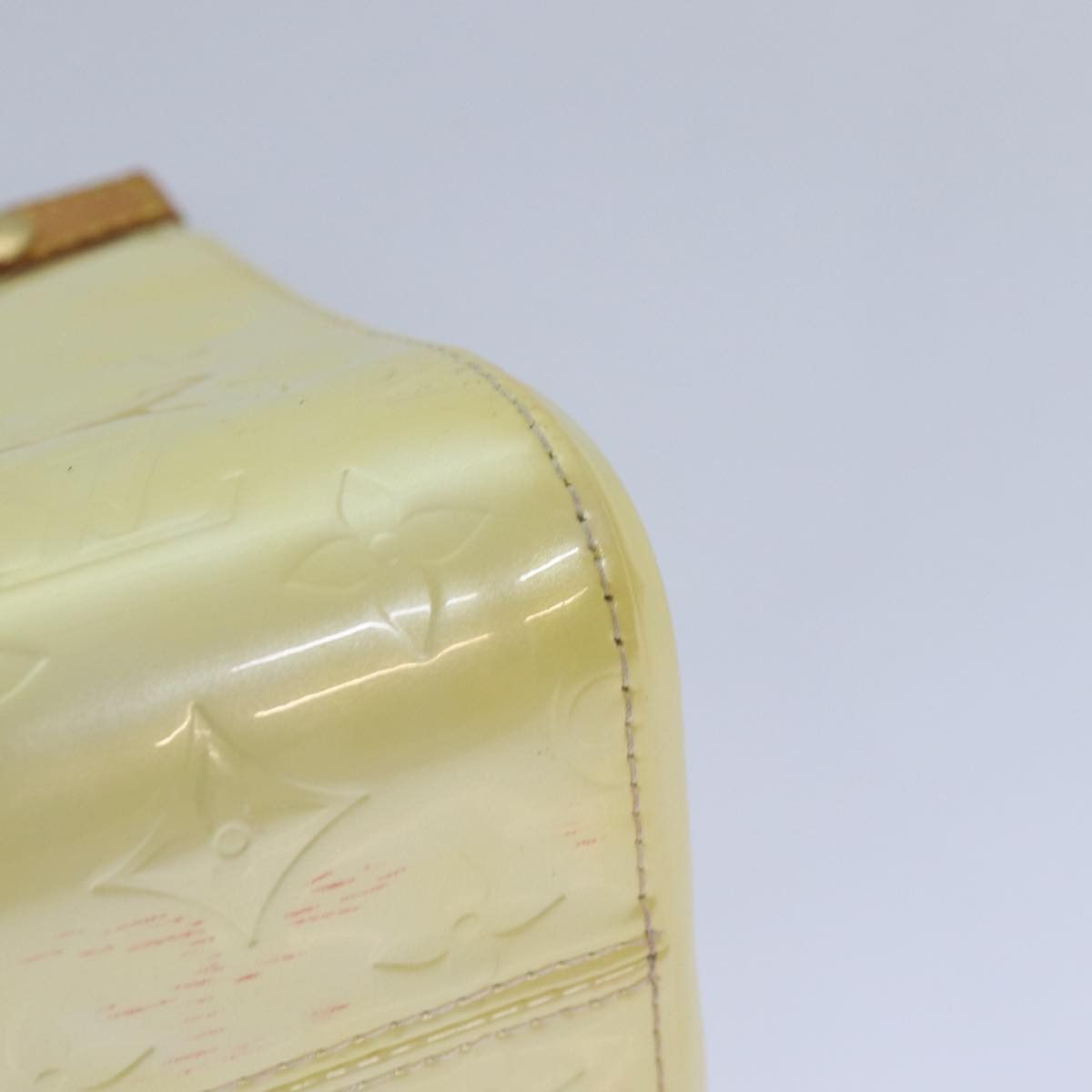 Louis Vuitton Roxbury Beige Patent Leather Handbag (Pre-Owned) Size ONE SIZE - 19 Thumbnail