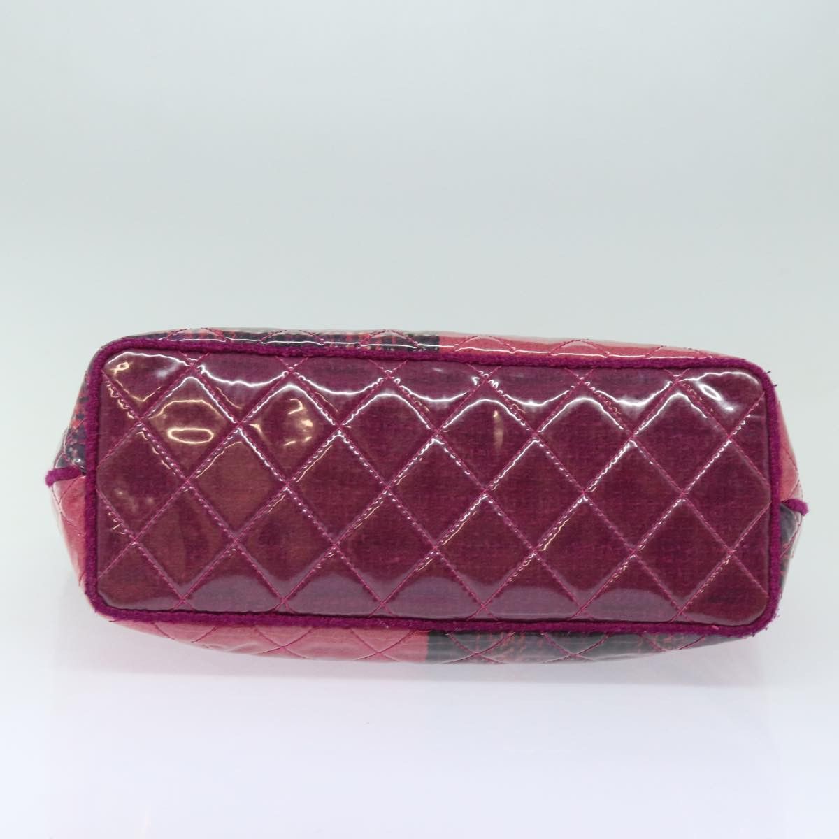 Chanel Matelassé Pink Vinyl Tote Bag (Pre-Owned) Size ONE SIZE - 3 Thumbnail