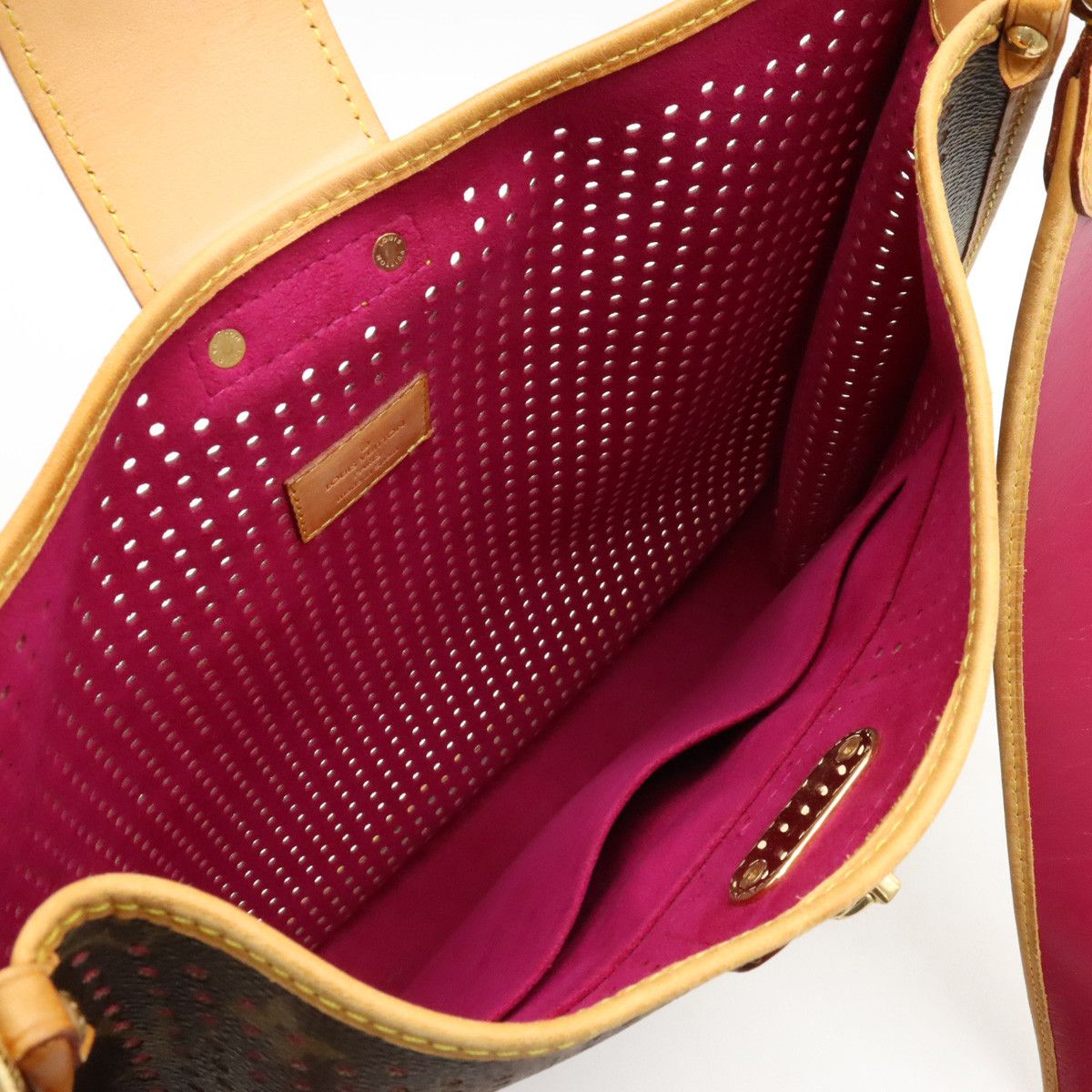 Louis Vuitton Louis Vuitton Louis Vuitton Monogram Perfo Musette Shoulder Bag M95172 Canvas Crossbody Bag M95172 in Very Good Condition Size ONE SIZE - 5 Thumbnail