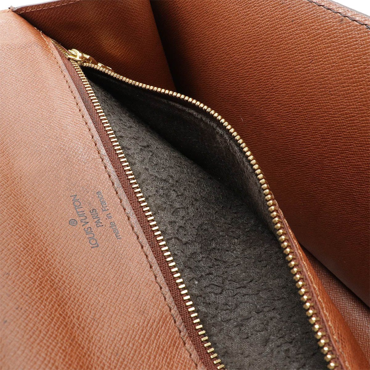 Louis Vuitton Louis Vuitton Louis Vuitton Monogram Monceau 26 Clutch Handbag M51187 Canvas Handbag M51187 in Very Good Condition Size ONE SIZE - 8 Thumbnail