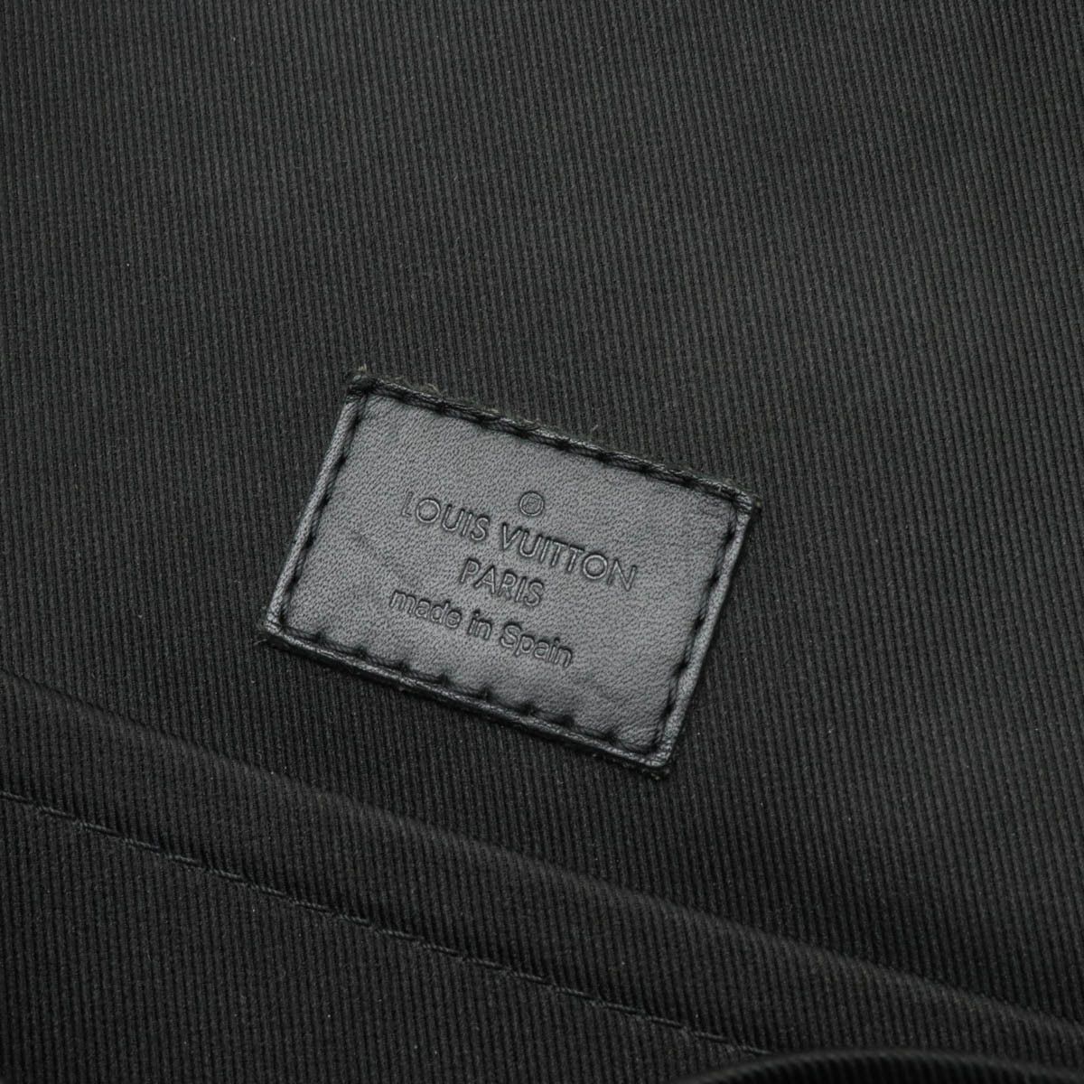 Louis Vuitton Louis Vuitton Louis Vuitton Damier Infini District PM Shoulder Bag N41034 Leather Crossbody Bag N41034 in Very Good Condition Size ONE SIZE - 8 Thumbnail