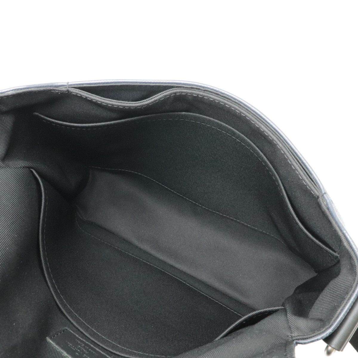 Louis Vuitton Louis Vuitton Louis Vuitton Damier Infini District PM Shoulder Bag N41034 Leather Crossbody Bag N41034 in Very Good Condition Size ONE SIZE - 6 Thumbnail