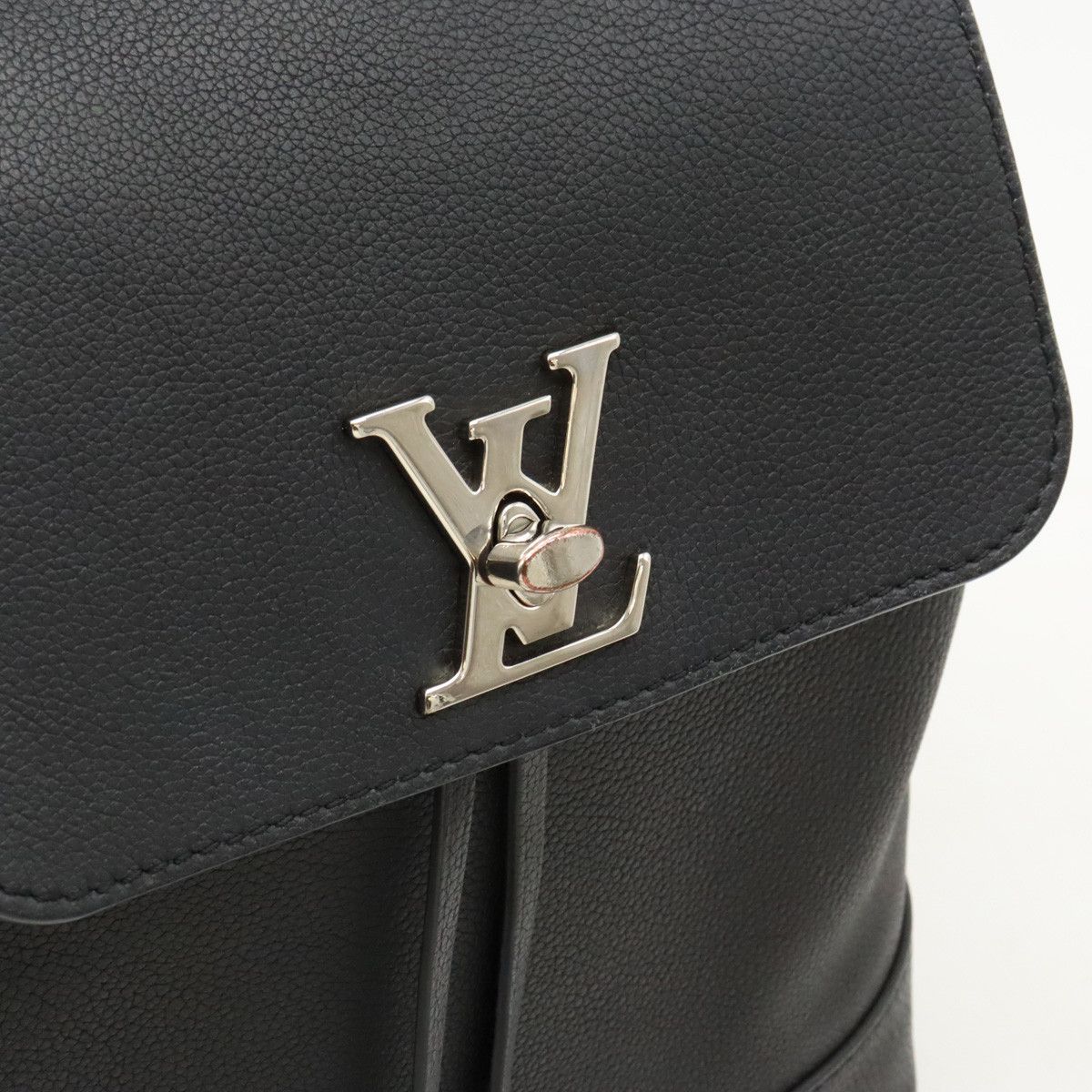 Louis Vuitton Louis Vuitton Louis Vuitton Lockme Calf Leather Backpack M41815 Leather Backpack M41815 in Good Condition Size ONE SIZE - 9 Thumbnail