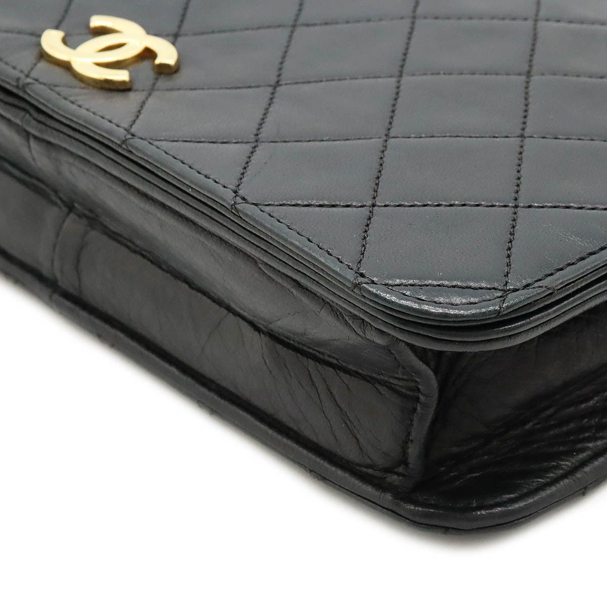 Chanel Chanel Chanel Leather Matelasse Coco Mark Chain Shoulder Bag Leather Shoulder Bag in Good Condition Size ONE SIZE - 3 Thumbnail