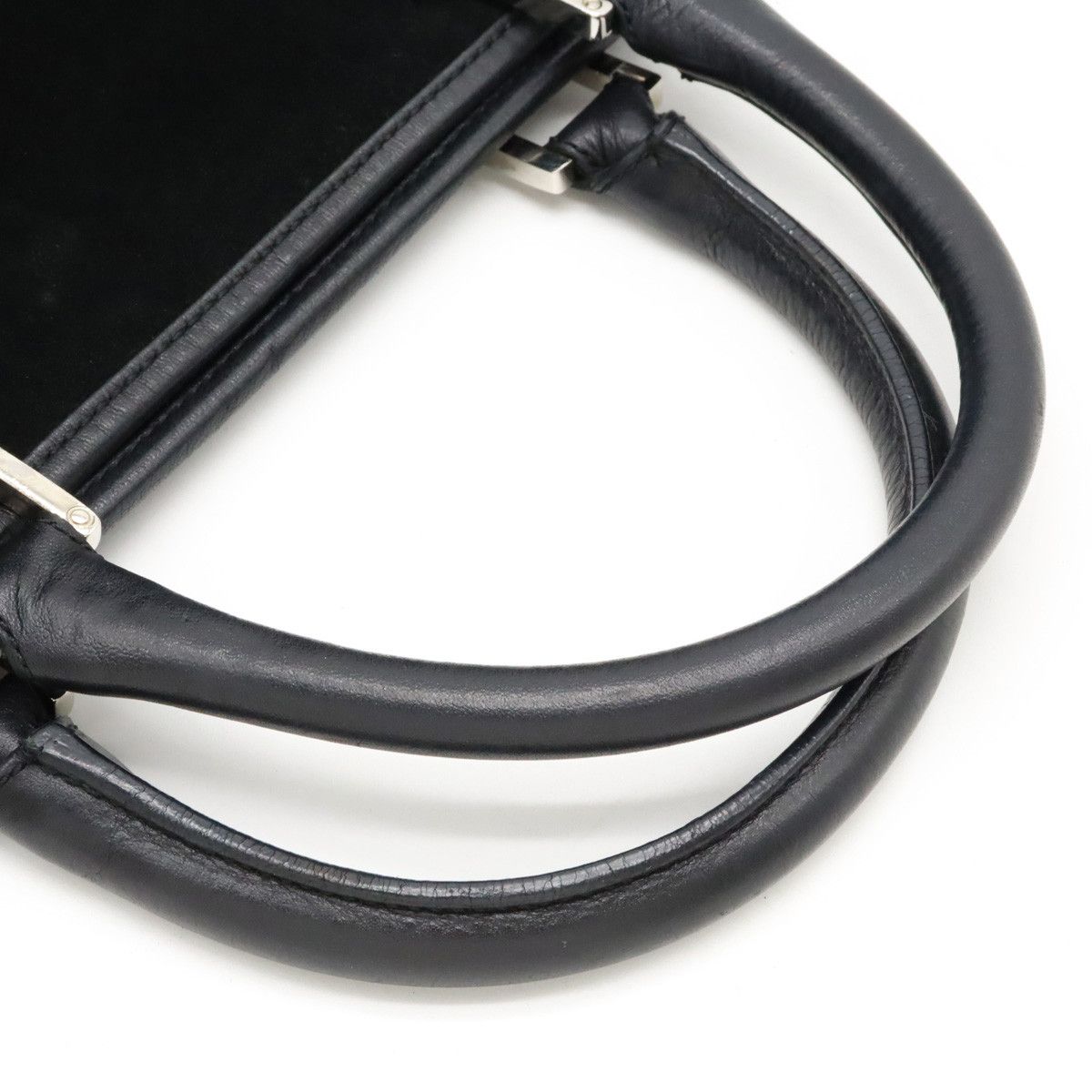 Loewe Loewe Loewe Suede Leather Amazona 36 Handbag Leather Handbag in Very Good Condition Size ONE SIZE - 4 Thumbnail