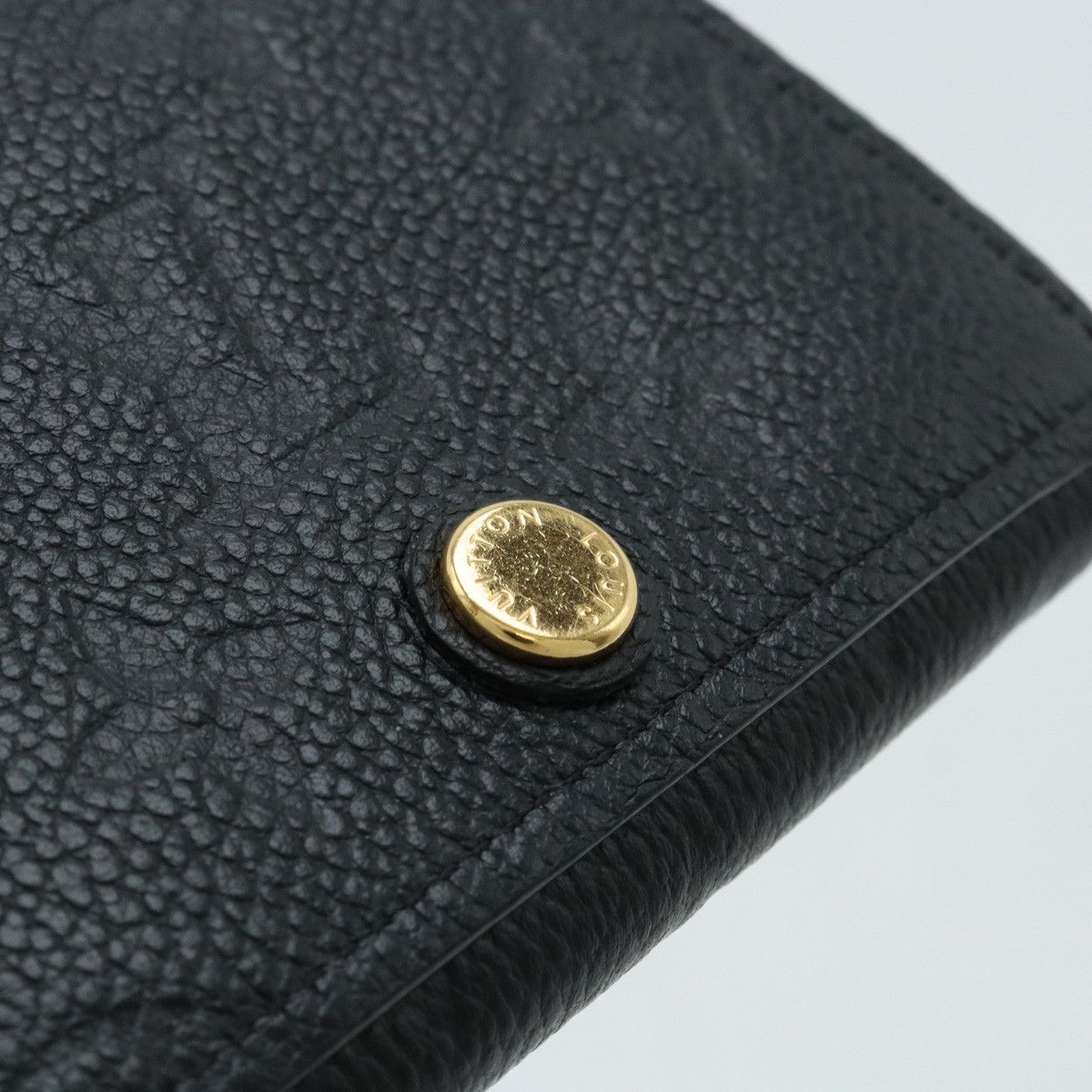 Louis Vuitton Louis Vuitton Louis Vuitton Monogram Empreinte Leather Card Case M58456 Leather Card Case M58456 in Very Good Condition Size ONE SIZE - 4 Thumbnail