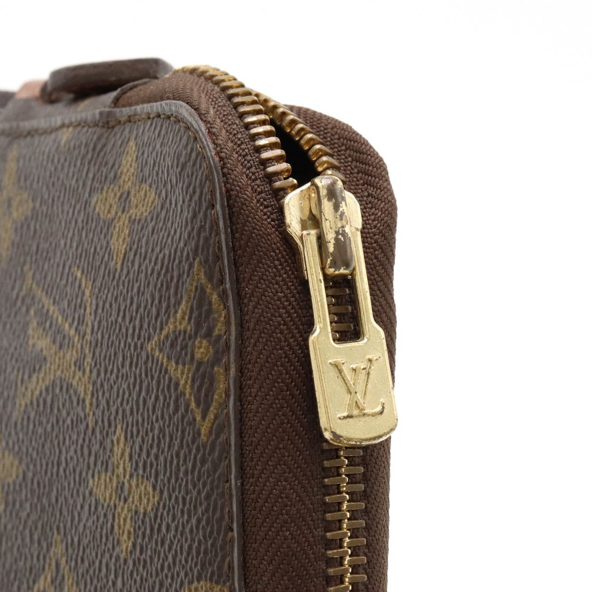 Louis Vuitton Louis Vuitton Louis Vuitton Monogram Poche Escapade Travel Case Handbag M60113 Canvas Handbag M60113 in Very Good Condition Size ONE SIZE - 5 Thumbnail