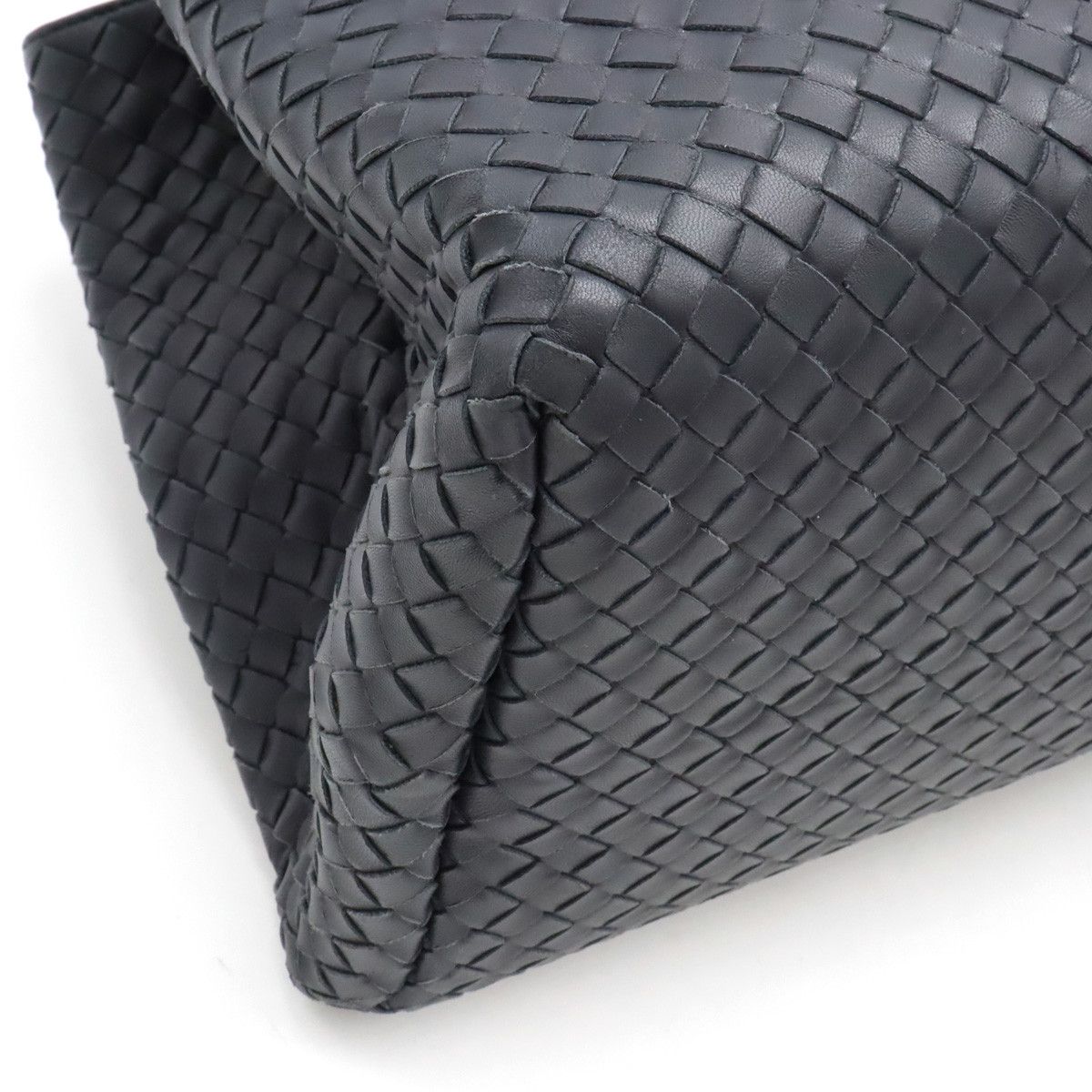 Bottega Veneta Bottega Veneta Bottega Veneta Intrecciato Leather Tote Bag 223377 Leather Tote Bag 223377 in Great Condition Size ONE SIZE - 3 Thumbnail