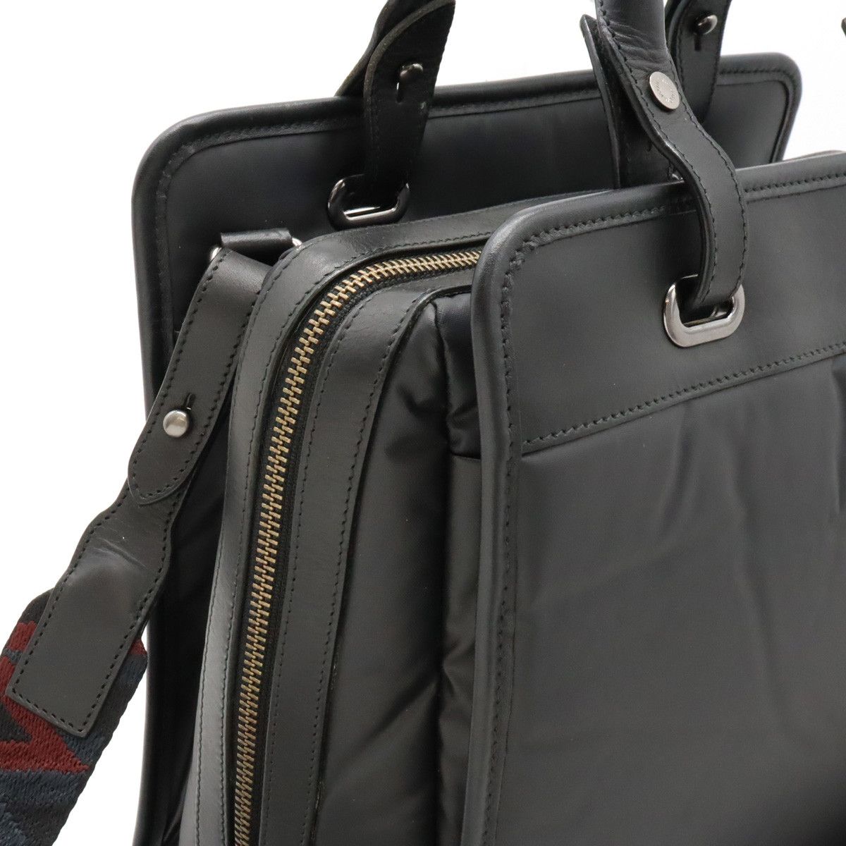 Other Other HUNTING WORLD 2WAY Handbag Shoulder Bag Nylon/Leather Black Canvas Crossbody Bag in Great Condition Size ONE SIZE - 7 Thumbnail