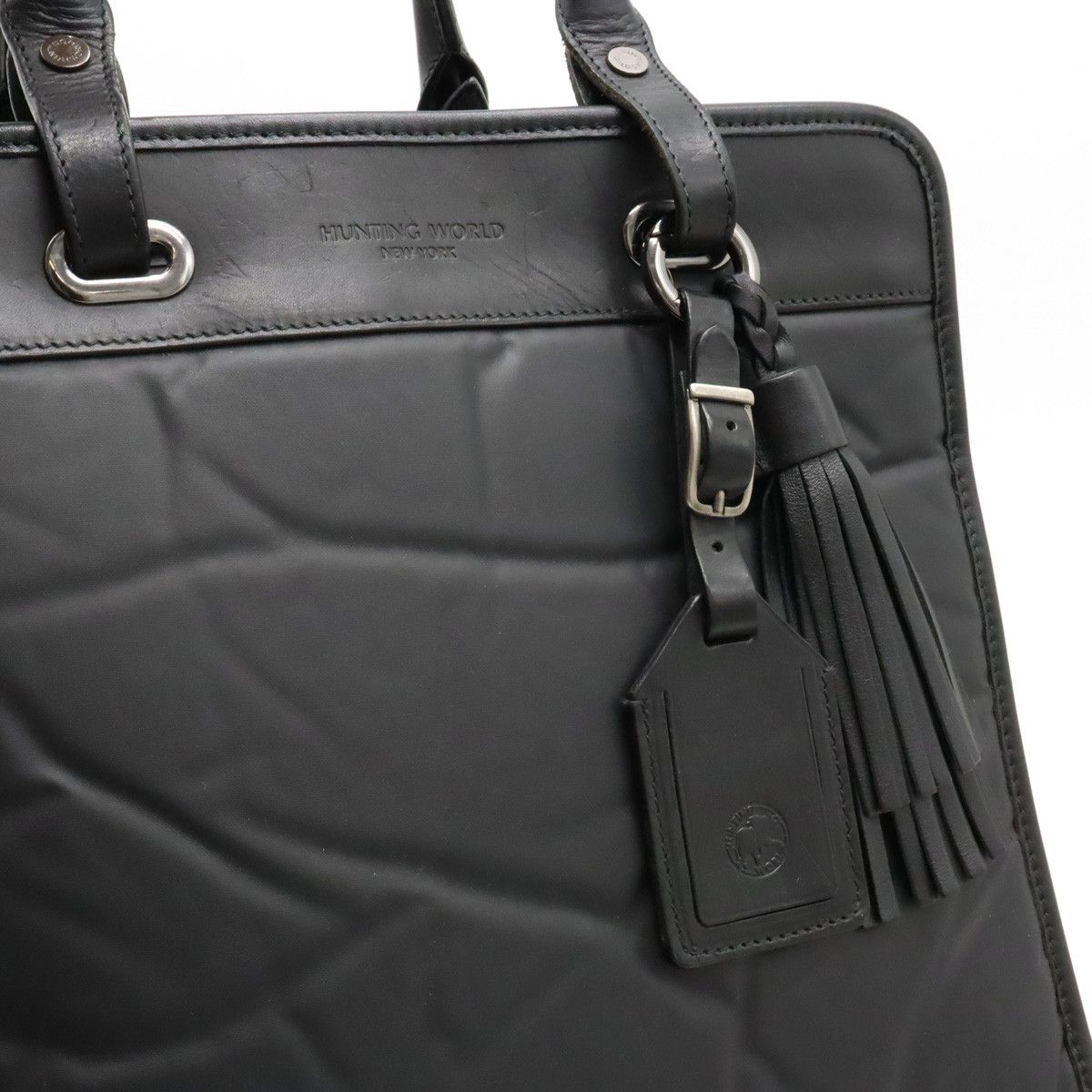 Other Other HUNTING WORLD 2WAY Handbag Shoulder Bag Nylon/Leather Black Canvas Crossbody Bag in Great Condition Size ONE SIZE - 8 Thumbnail