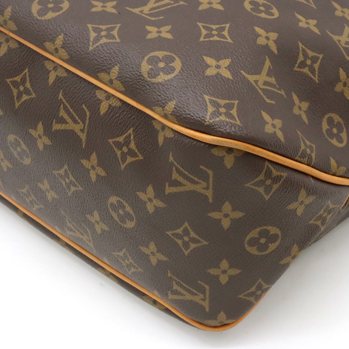 Louis Vuitton Louis Vuitton Louis Vuitton Delightful PM Monogram Shoulder Bag M50157 Canvas Shoulder Bag M50157 in Very Good Condition Size ONE SIZE - 3 Thumbnail