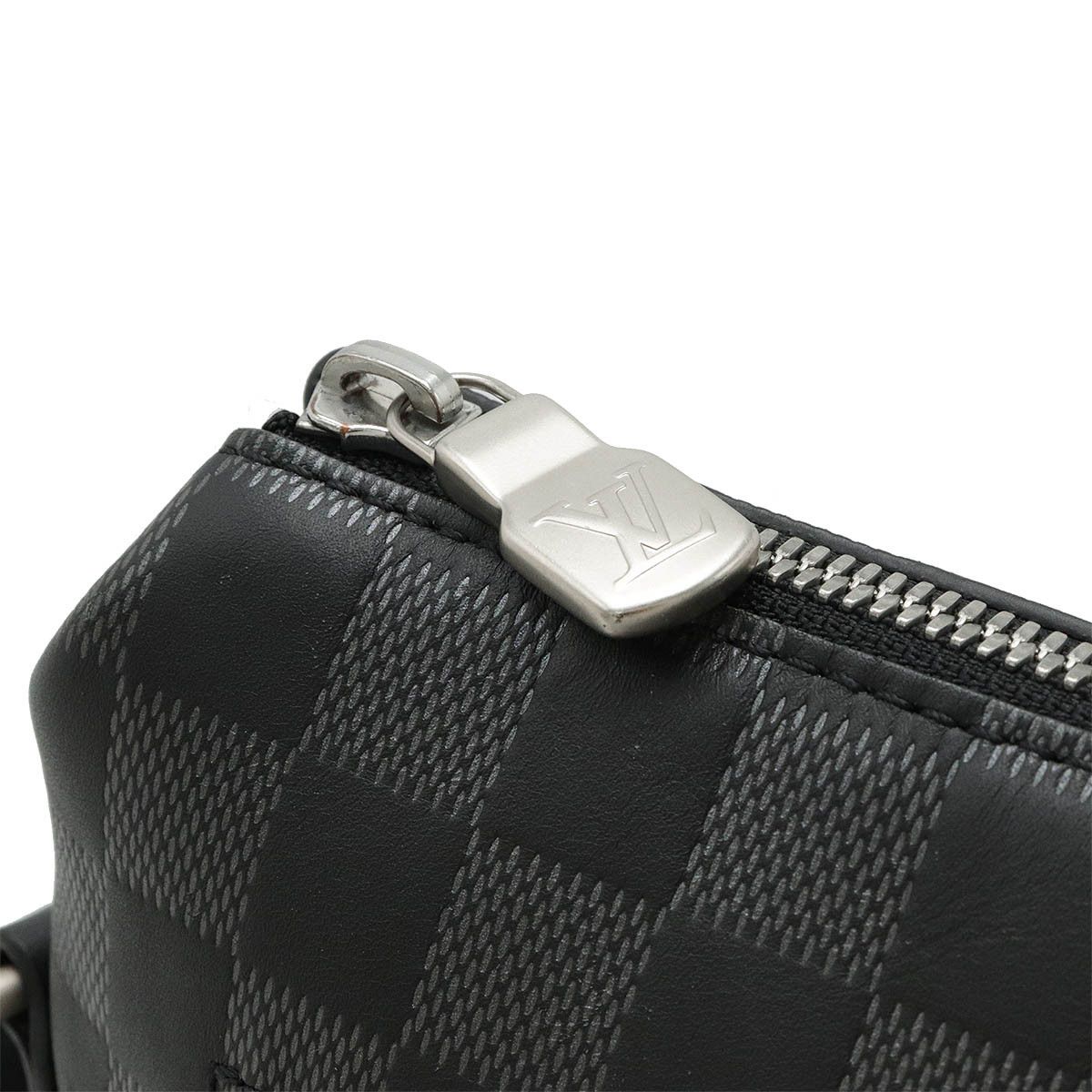 Louis Vuitton Louis Vuitton Louis Vuitton Damier Infini Discovery Messenger PPM Shoulder Bag N40122 Leather Crossbody Bag N40122 in Very Good Condition Size ONE SIZE - 5 Thumbnail