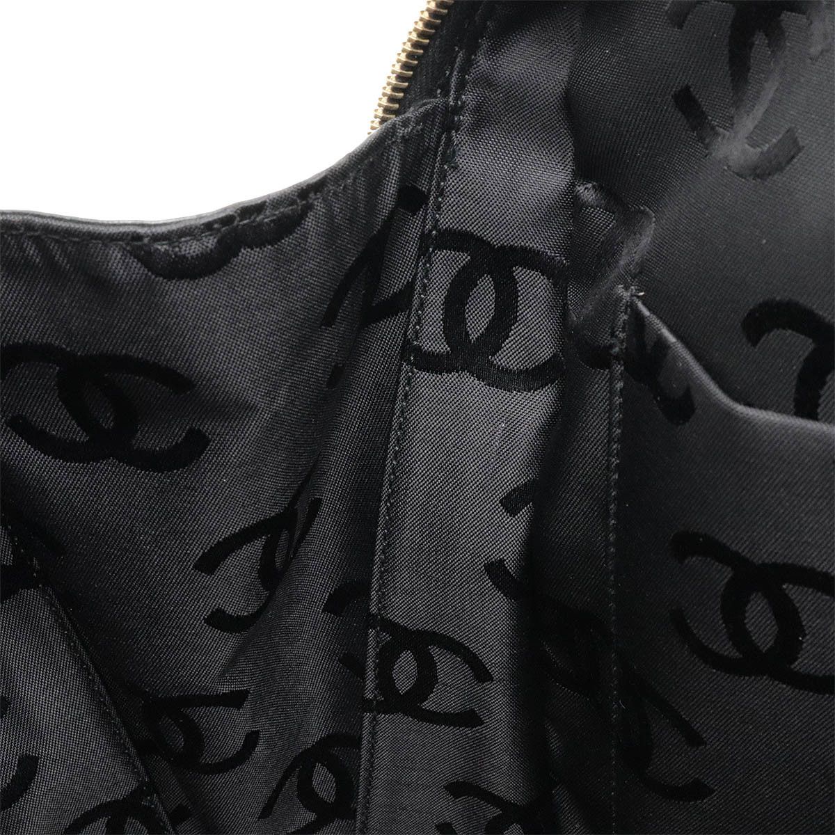 Chanel Chanel Chanel Wild Stitch Leather Tote Bag A14693 Leather Tote Bag A14693 in Very Good Condition Size ONE SIZE - 7 Thumbnail