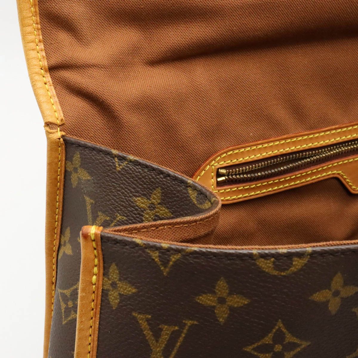 Louis Vuitton Louis Vuitton Louis Vuitton Monogram Beverly Handbag M51120 Canvas Handbag M51120 in Very Good Condition Size ONE SIZE - 6 Thumbnail
