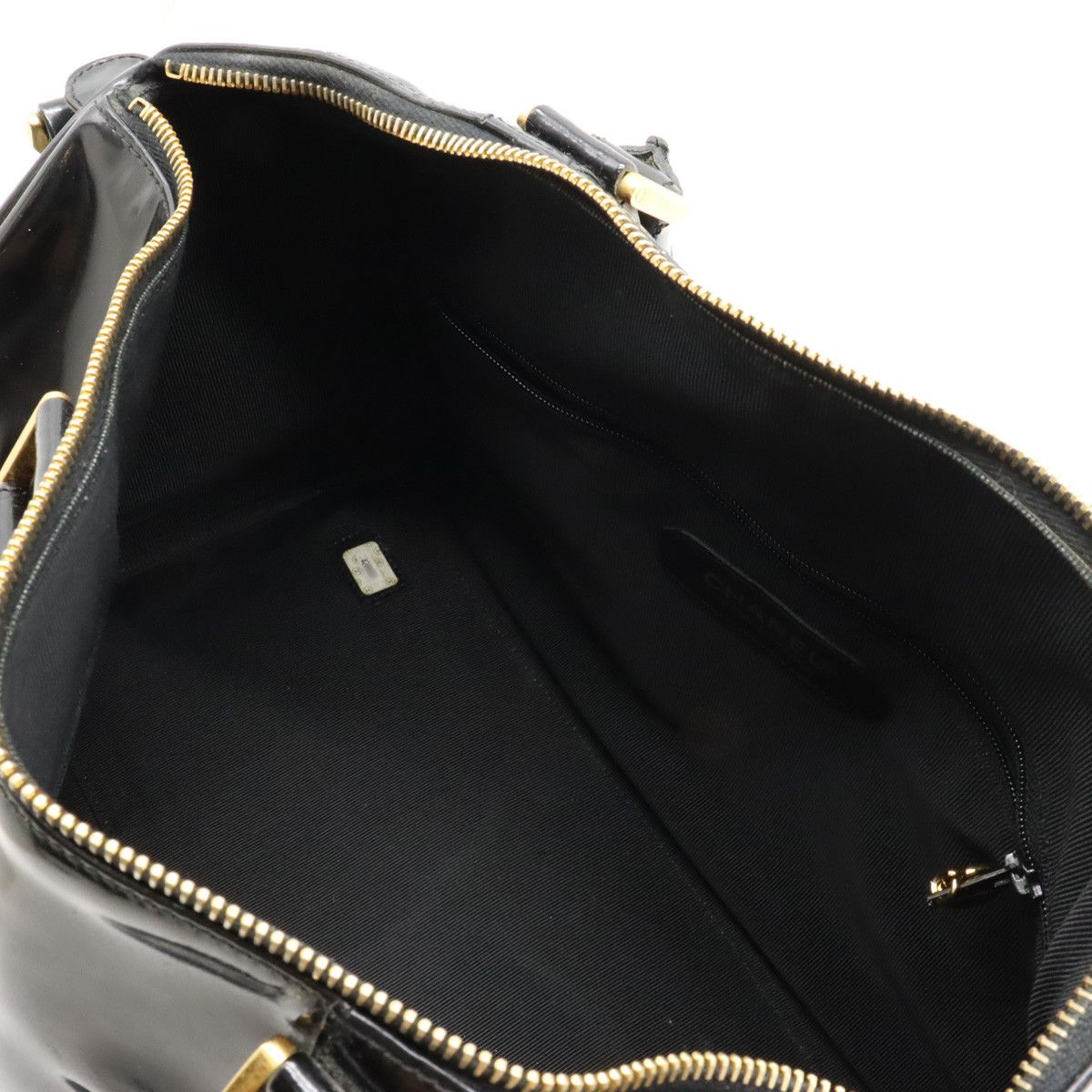 Chanel Chanel Chanel Coco Mark Patent Leather Handbag Boston Bag Leather Handbag in Very Good Condition Size ONE SIZE - 6 Thumbnail