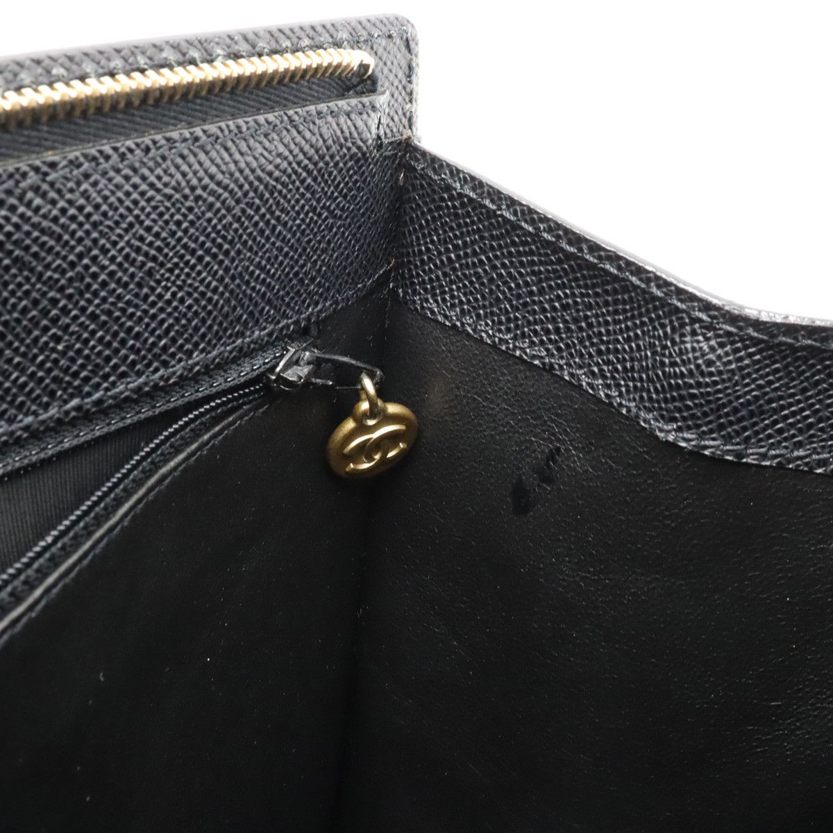 Chanel Chanel Chanel Caviar Skin Logo Tote Bag Leather Tote Bag in Very Good Condition Size ONE SIZE - 7 Thumbnail