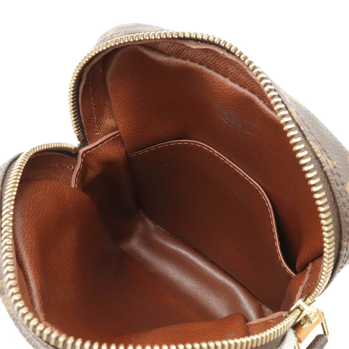 Louis Vuitton Louis Vuitton Louis Vuitton Monogram Amazon Shoulder Bag Pochette M45236 Canvas Crossbody Bag M45236 in Very Good Condition Size ONE SIZE - 6 Thumbnail