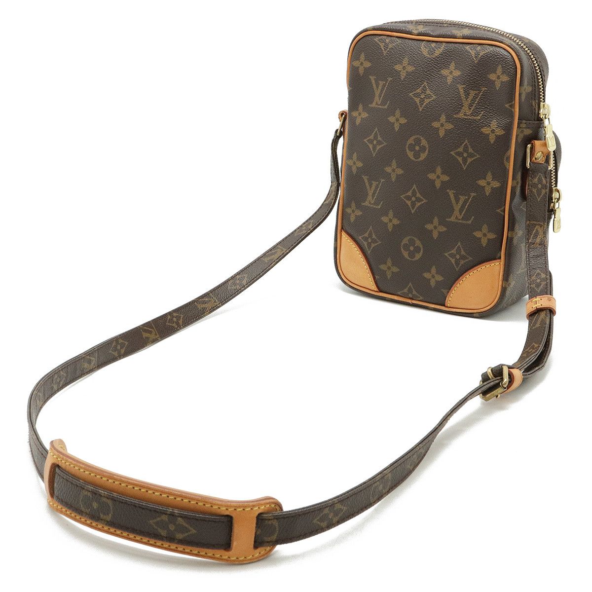 Louis Vuitton Louis Vuitton Louis Vuitton Monogram Amazon Shoulder Bag Pochette M45236 Canvas Crossbody Bag M45236 in Very Good Condition Size ONE SIZE - 2 Thumbnail
