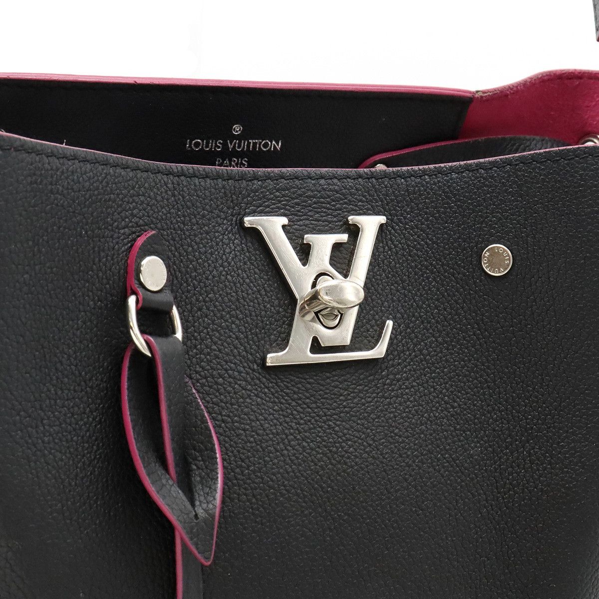 Louis Vuitton Louis Vuitton Louis Vuitton Lockme Leather Bucket Shoulder Bag M54677 Leather Shoulder Bag M54677 in Very Good Condition Size ONE SIZE - 6 Thumbnail