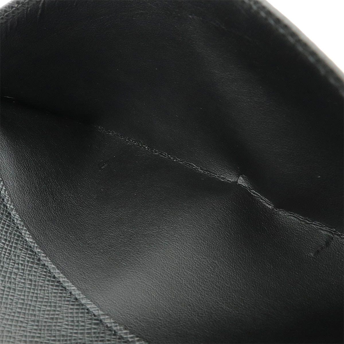 Louis Vuitton Louis Vuitton Louis Vuitton Taiga Leather Baikal Clutch Bag M30182 Leather Clutch Bag M30182 in Great Condition Size ONE SIZE - 8 Thumbnail