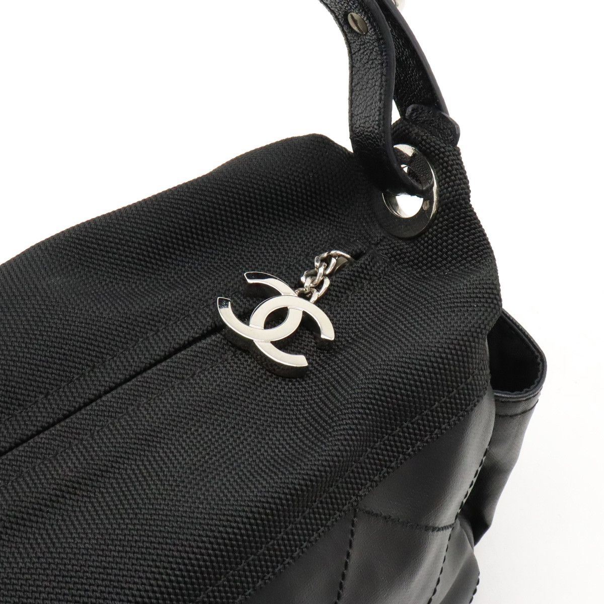 Chanel Chanel Chanel Coated Canvas/Leather Paris Biarritz Shoulder Bag A34205 Canvas Shoulder Bag A34205 in Very Good Condition Size ONE SIZE - 5 Thumbnail
