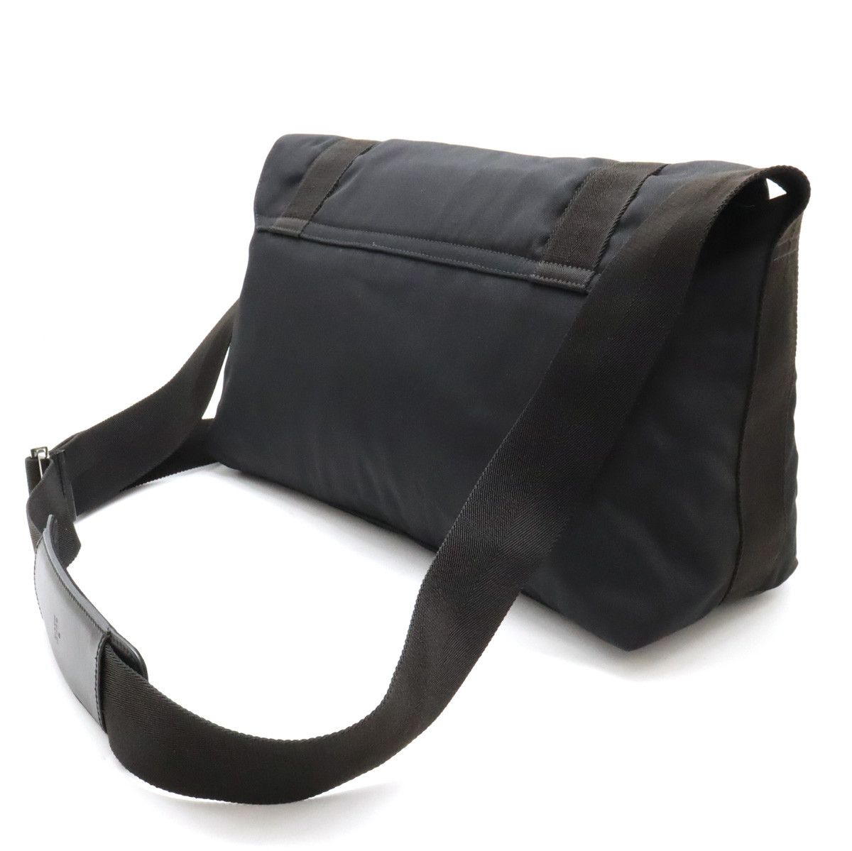 Gucci Gucci Gucci Nylon Canvas Leather Shoulder Messenger Bag 122374 Canvas Crossbody Bag 122374 in Very Good Condition Size ONE SIZE - 2 Thumbnail