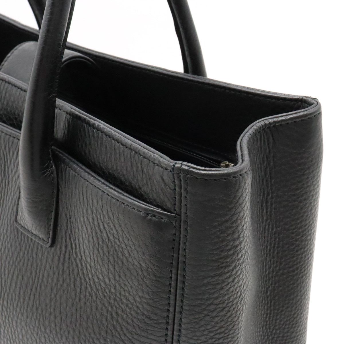 Chanel Chanel Chanel Executive Line Coco Mark 2WAY Tote Bag A15206 Leather Tote Bag A15206 in Pristine Condition Size ONE SIZE - 4 Thumbnail