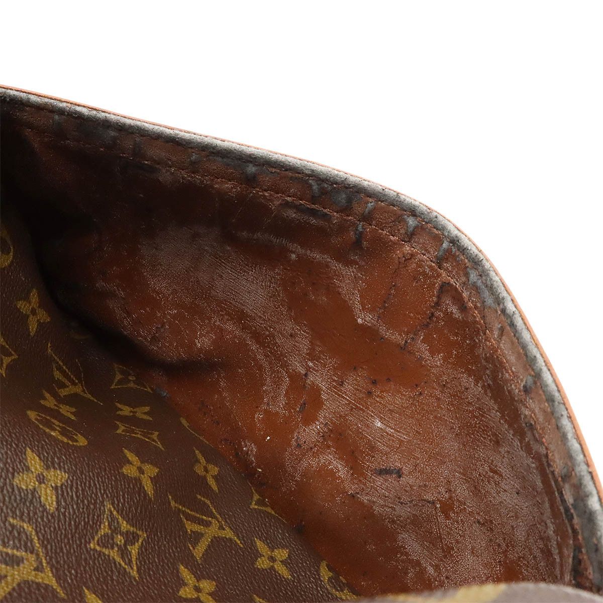 Louis Vuitton Louis Vuitton Louis Vuitton Monogram Trocadero 30 Shoulder Bag M51272 Canvas Crossbody Bag M51272 in Very Good Condition Size ONE SIZE - 9 Thumbnail