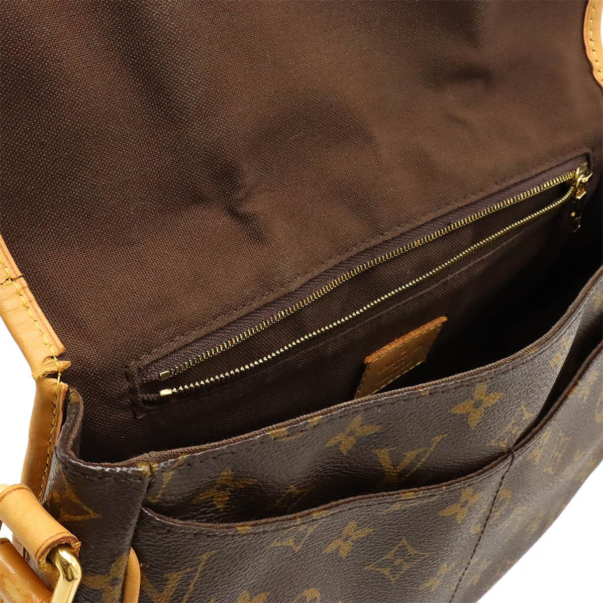 Louis Vuitton Louis Vuitton Louis Vuitton Monogram Menilmontant PM Shoulder Bag M40474 Canvas Crossbody Bag M40474 in Good Condition Size ONE SIZE - 6 Thumbnail