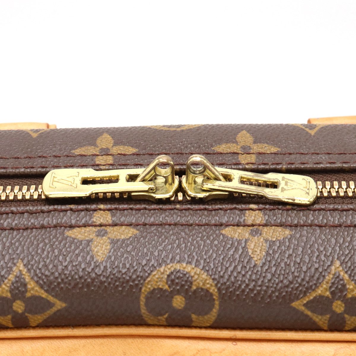 Louis Vuitton Louis Vuitton Louis Vuitton Monogram Bowling Vanity Deauville Handbag M47270 Canvas Handbag M47270 in Very Good Condition Size ONE SIZE - 6 Thumbnail