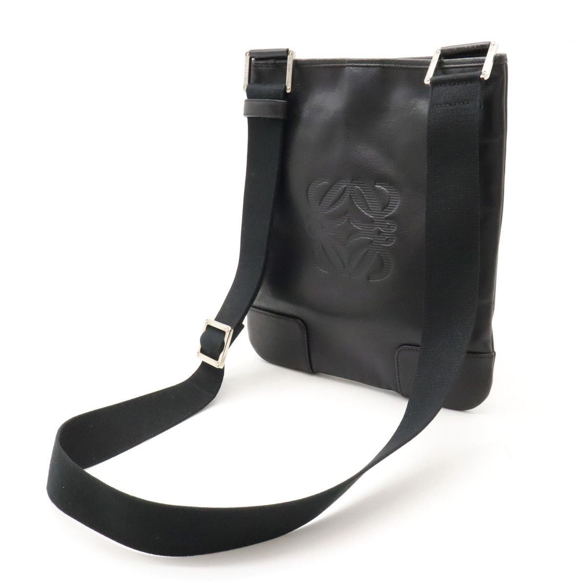 Loewe Loewe Loewe Anagram Leather Shoulder Bag Pochette Leather Crossbody Bag in Very Good Condition Size ONE SIZE - 2 Thumbnail