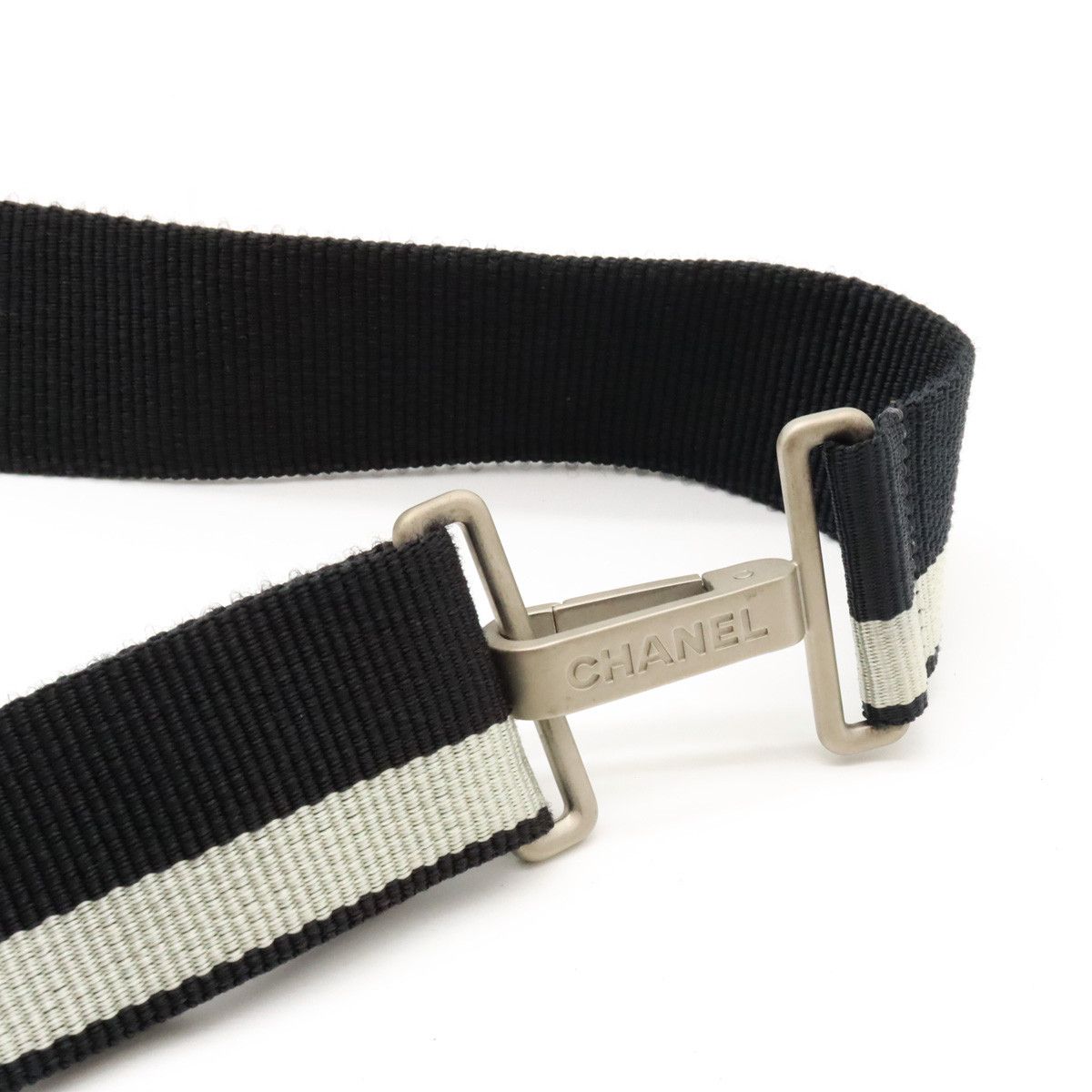 Chanel Chanel Chanel Nylon Old Travel Line Waist Bag Canvas Belt Bag in Great Condition Size ONE SIZE - 4 Thumbnail