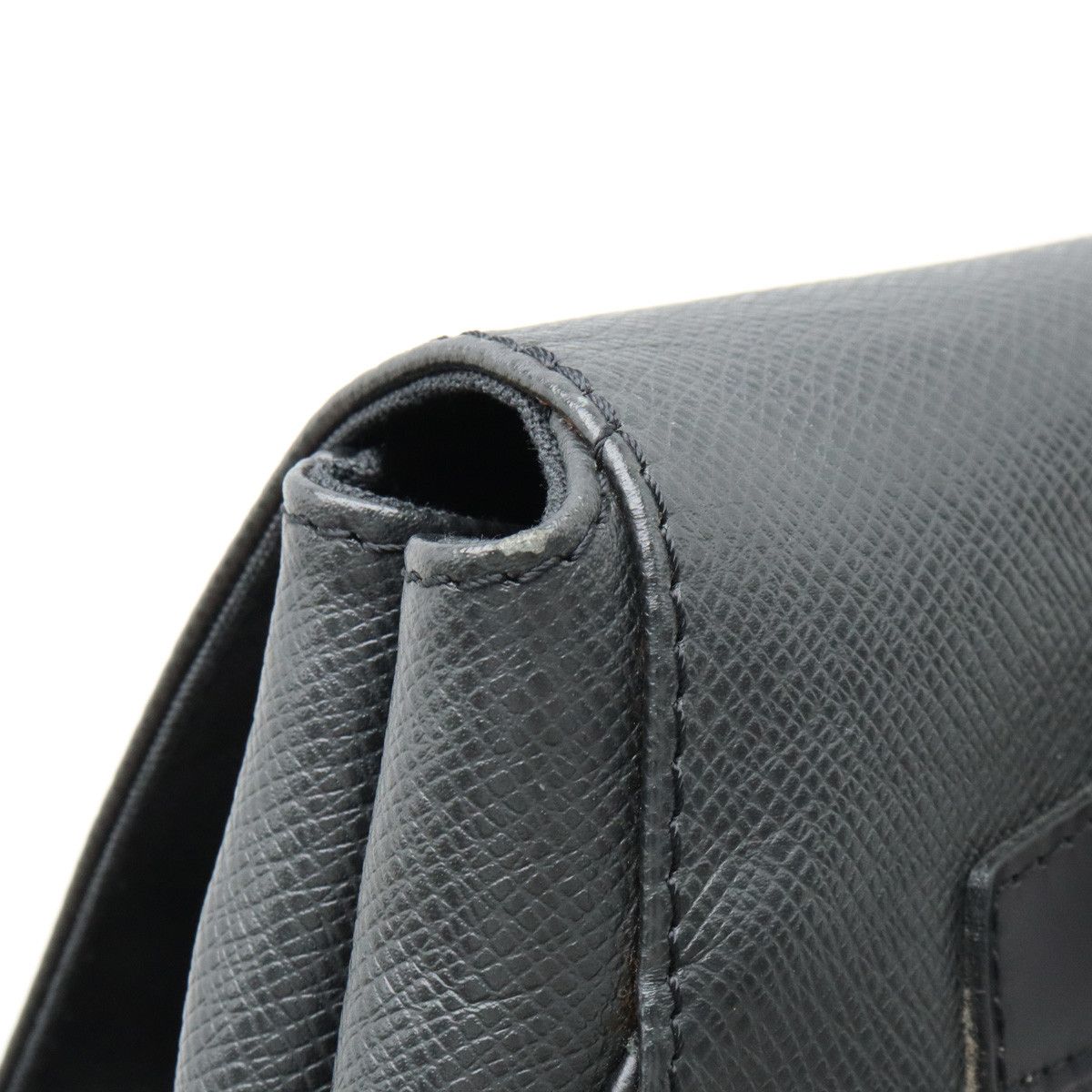 Louis Vuitton Louis Vuitton Louis Vuitton Taiga Leather Cassiar Backpack M30172 Leather Backpack M30172 in Great Condition Size ONE SIZE - 5 Thumbnail