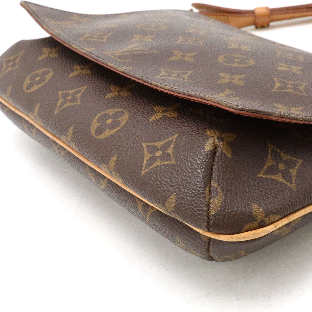 Louis Vuitton Louis Vuitton Louis Vuitton Monogram Musette Tango Shoulder Bag M51257 Canvas Shoulder Bag M51257 in Very Good Condition Size ONE SIZE - 3 Thumbnail