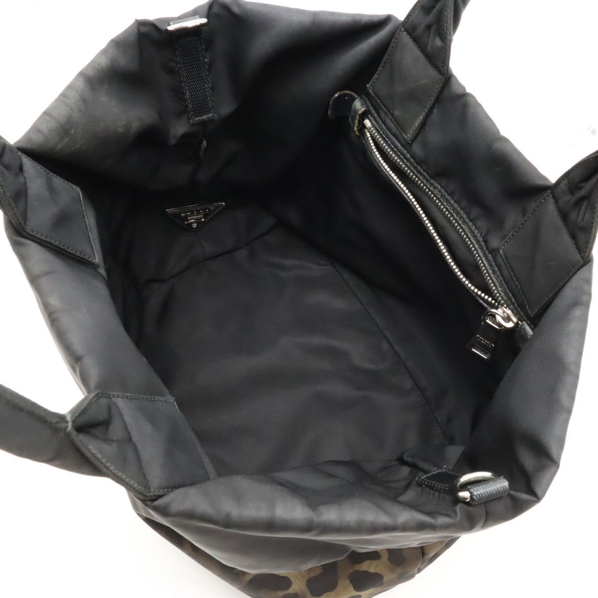 Prada Prada Prada Nylon/Leather Reversible 2WAY Tote Bag BN1959 Canvas Tote Bag BN1959 in Good Condition Size ONE SIZE - 5 Thumbnail