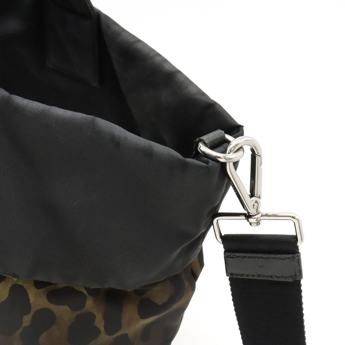 Prada Prada Prada Nylon/Leather Reversible 2WAY Tote Bag BN1959 Canvas Tote Bag BN1959 in Good Condition Size ONE SIZE - 7 Thumbnail