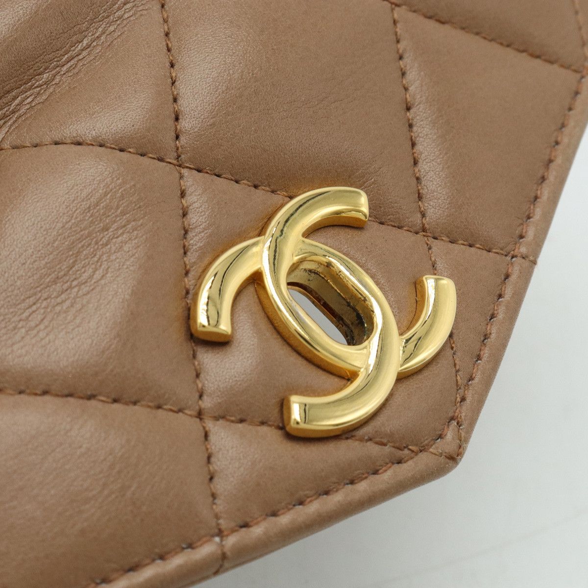 Chanel Chanel Chanel Matelasse Coco Mark Leather Belt Bag Waist Pouch Leather Belt Bag in Very Good Condition Size ONE SIZE - 9 Thumbnail