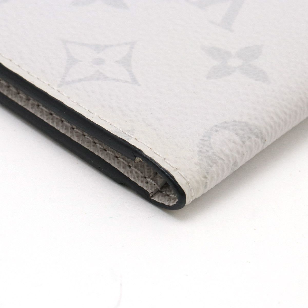 Louis Vuitton Louis Vuitton Louis Vuitton Taigarama Organizer De Poche Card Case M30315 Canvas Business card case M30315 in Pristine Condition Size ONE SIZE - 3 Thumbnail