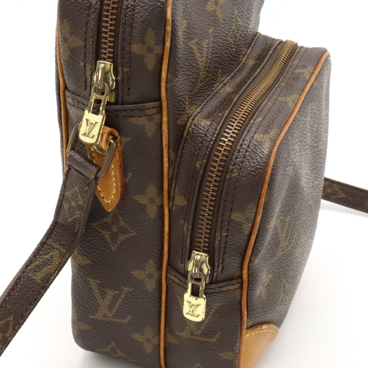 Louis Vuitton Louis Vuitton Louis Vuitton Monogram Amazon Shoulder Bag M45236 Canvas Crossbody Bag M45236 in Good Condition Size ONE SIZE - 4 Thumbnail