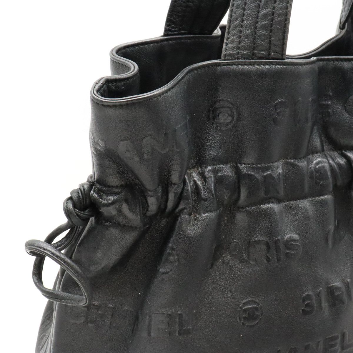 Chanel Chanel Chanel Leather Embossed Logo Tote Bag A46123 Leather Tote Bag A46123 in Very Good Condition Size ONE SIZE - 7 Thumbnail