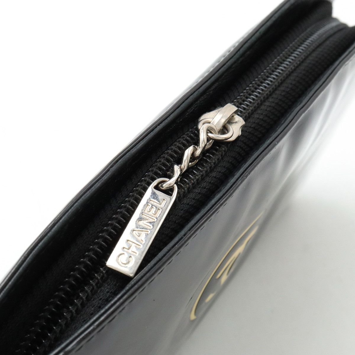 Chanel Chanel Chanel Patent Leather Makeup Coco Mark Round Zipper Long Wallet A47662 Leather Long Wallet A47662 in Very Good Condition Size ONE SIZE - 5 Thumbnail