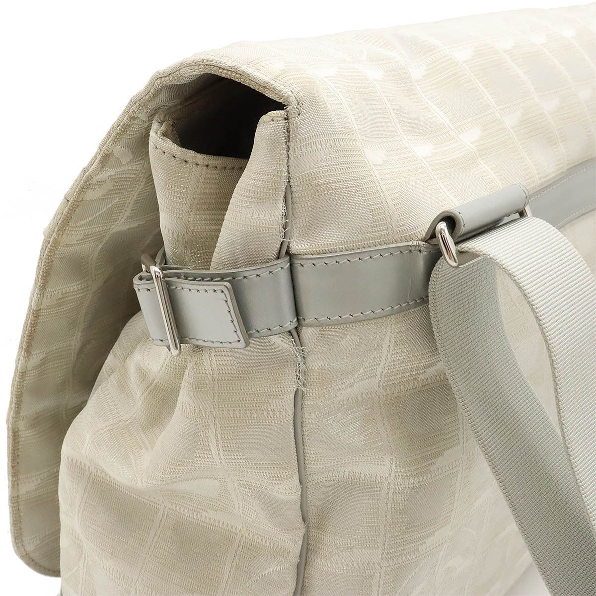 Chanel Chanel Chanel New Travel Line Messenger Bag A29348 Canvas Crossbody Bag A29348 in Very Good Condition Size ONE SIZE - 6 Thumbnail