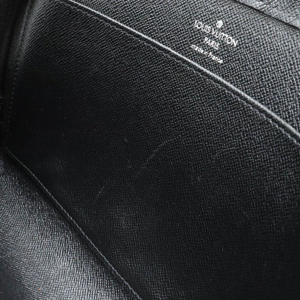 Louis Vuitton Louis Vuitton Louis Vuitton Taiga Leather Baikal Clutch Bag M30182 Leather Clutch Bag M30182 in Very Good Condition Size ONE SIZE - 7 Thumbnail