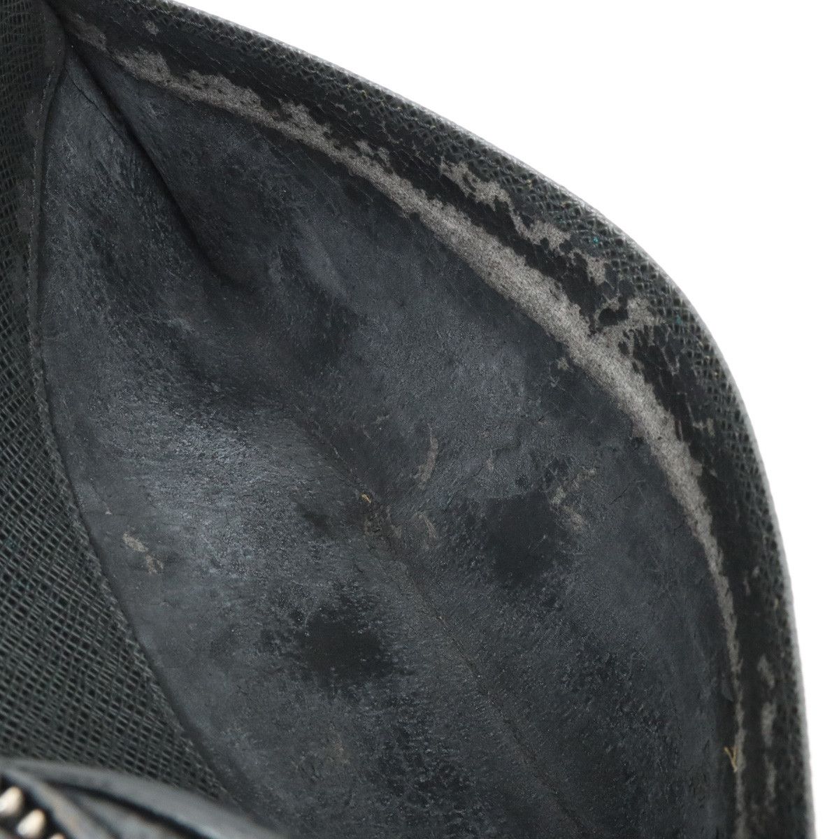 Louis Vuitton Louis Vuitton Louis Vuitton Taiga Leather Baikal Clutch Bag M30182 Leather Clutch Bag M30182 in Very Good Condition Size ONE SIZE - 9 Thumbnail