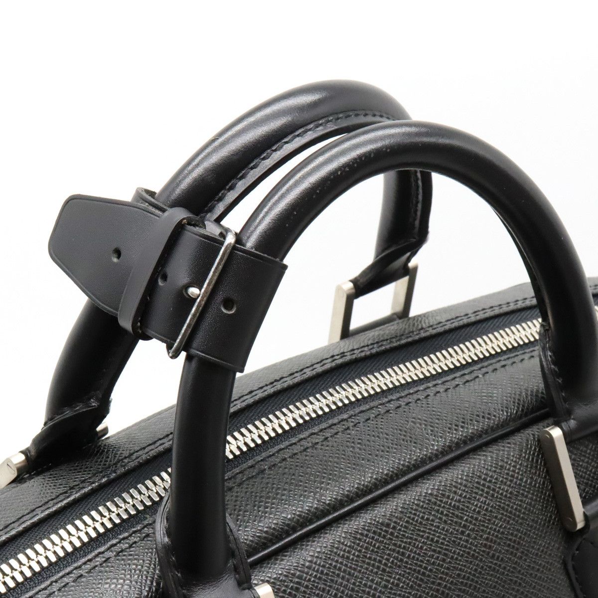 Louis Vuitton Louis Vuitton Louis Vuitton Taiga Leather Elanga An Poche Boston Bag M30102 Leather Travel Bag M30102 in Great Condition Size ONE SIZE - 4 Thumbnail